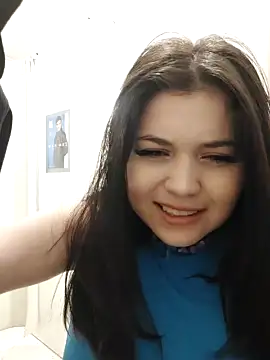 VanessaVibe nude stripping on cam for live sex video chat