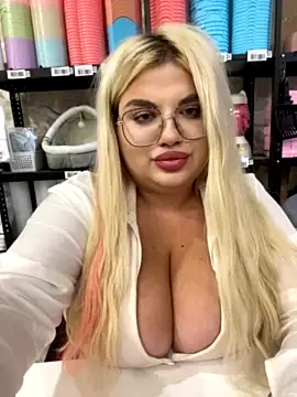 Agnes_Muah nude stripping on cam for live sex video chat