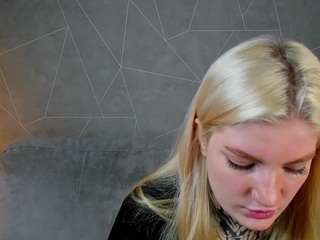 Alexa-Murphy nude and sexy before cam for live chat