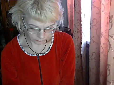 Annie_Karina nude stripping on cam for live sex video chat