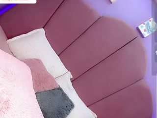 Audry-cute nude and sexy before cam for live chat