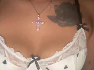 BhadBunnyBrownSugar nude and sexy before cam for live chat