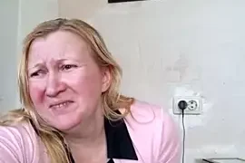 blondyaguar nude stripping on cam for live sex video chat