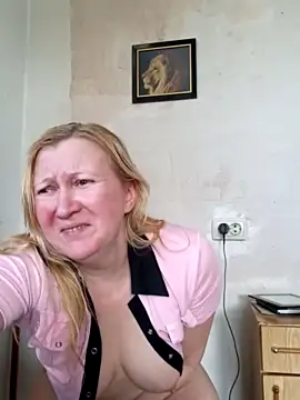 blondyaguar nude stripping on cam for live sex video chat