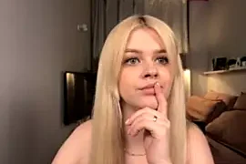 Brianna_Love_ nude stripping on cam for live sex video chat