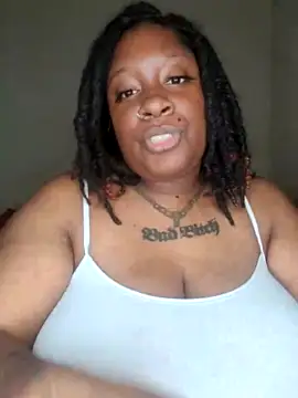 CandyApple919 nude stripping on cam for live sex video chat