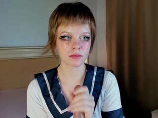 CandySnacc nude and sexy before cam for live chat