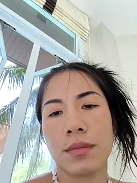 CrazyHorse-Thai nude stripping on cam for live sex video chat