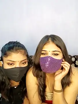 Cute-Soniya nude stripping on cam for live sex video chat