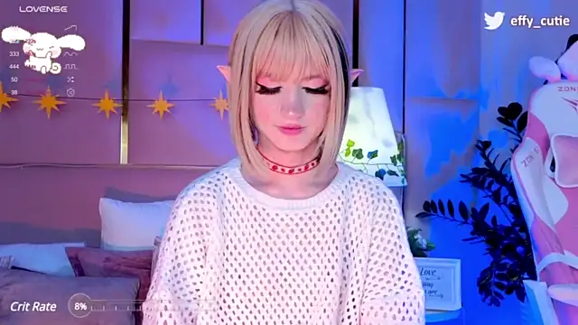EffyEfans nude stripping on cam for live sex video chat