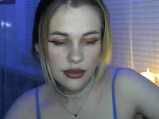 EliLynch nude and sexy before cam for live chat