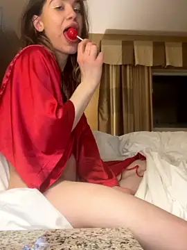 frankymcgibbon nude stripping on cam for live sex video chat