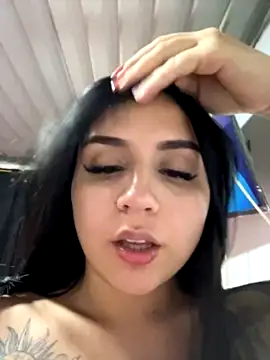 iam_ali00 nude stripping on cam for live sex video chat