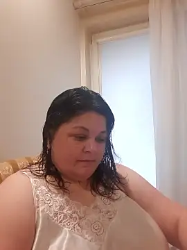 Ilse_Deliaa nude stripping on cam for live sex video chat
