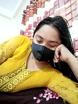 ive– nude stripping on cam for live sex video chat