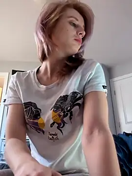 JadeSpade69 nude stripping on cam for live sex video chat