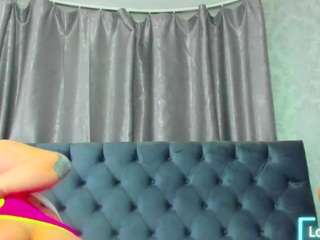 JenniferMaya nude and sexy before cam for live chat