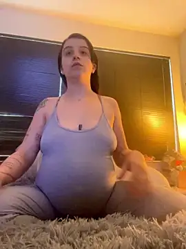 joeystaciee nude stripping on cam for live sex video chat