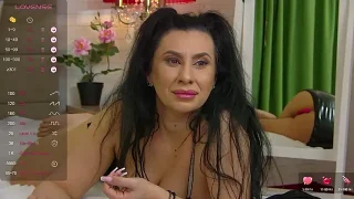 KeiraWylds nude stripping on cam for live sex video chat