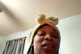 KLoveeee nude stripping on cam for live sex video chat