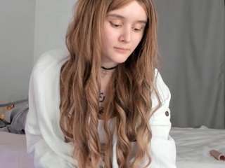 LisaHampton nude and sexy before cam for live chat
