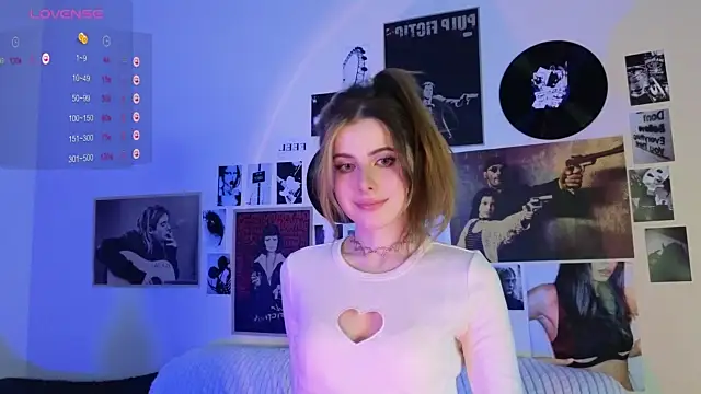 Lola_Whimsy nude stripping on cam for live sex video chat