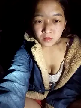 lomaycmt nude stripping on cam for live sex video chat