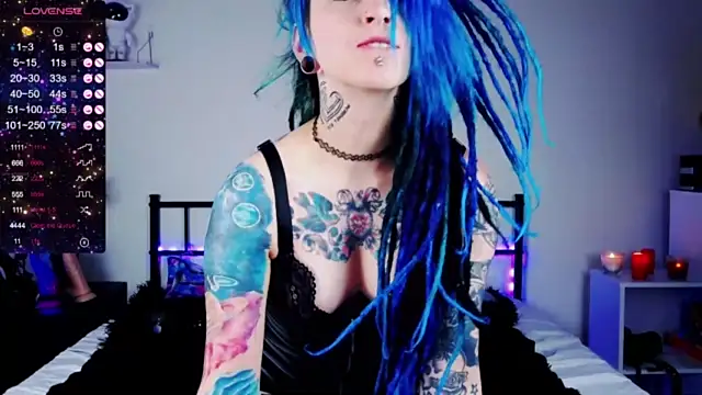 MartthaKatze nude stripping on cam for live sex video chat