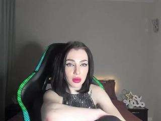 NancyLovee nude and sexy before cam for live chat