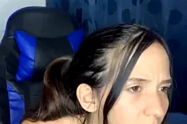 Nicol_22 nude stripping on cam for live sex video chat