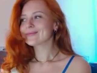 OneSuperNova nude and sexy before cam for live chat