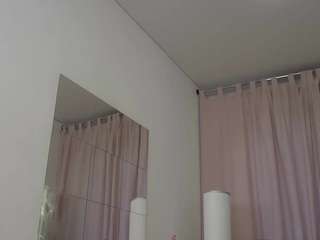 QueenAhegao nude and sexy before cam for live chat