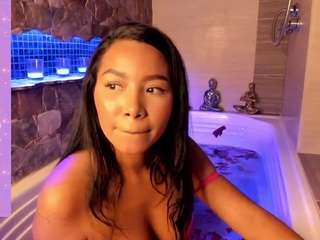 Reagan-dubois nude and sexy before cam for live chat