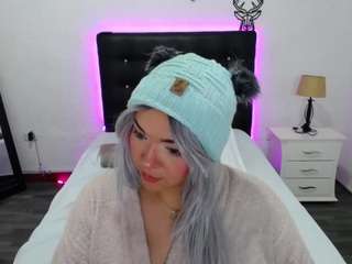 Sally-Harper nude and sexy before cam for live chat