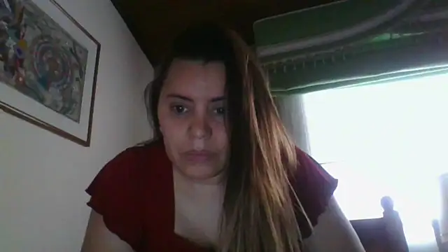 SexySpanishBombshell nude stripping on cam for live sex video chat