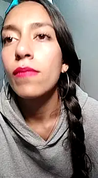 tita_19x nude stripping on cam for live sex video chat