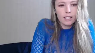 Alice_Aspen nude stripping on cam for live sex video chat