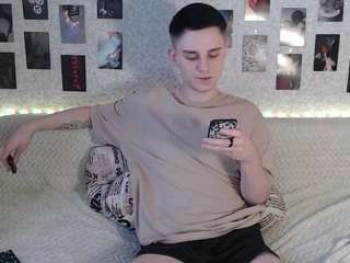 Angrybird228 nude and sexy before cam for live chat
