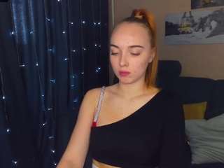 CherilCherry nude and sexy before cam for live chat