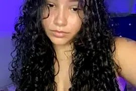 CurlyGirl_1 nude stripping on cam for live sex video chat