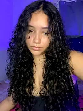 CurlyGirl_1 nude stripping on cam for live sex video chat