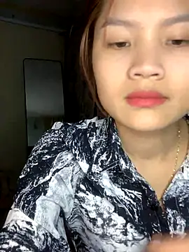 Cute_girl20 nude stripping on cam for live sex video chat