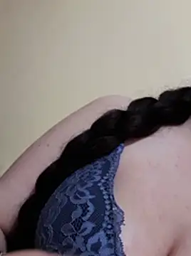 Evelyn_Moon nude stripping on cam for live sex video chat