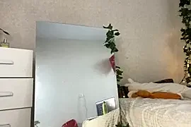 HanahCute nude stripping on cam for live sex video chat