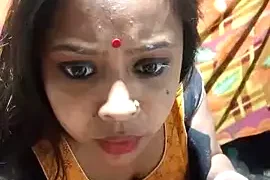Hot-mou nude stripping on cam for live sex video chat