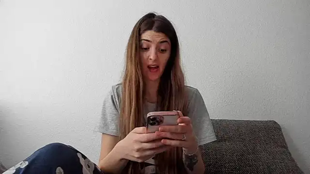 _hotpussy_ nude stripping on cam for live sex video chat