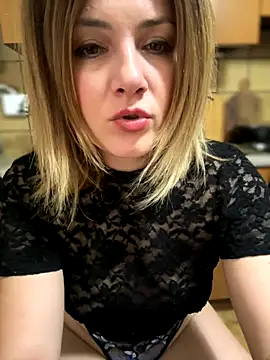 IvyBlake nude stripping on cam for live sex video chat