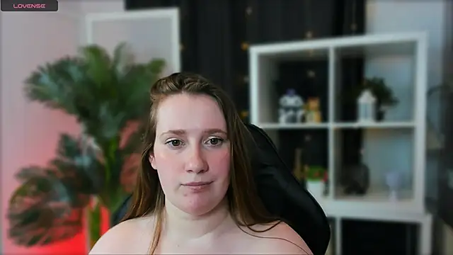 Julie_Stark nude stripping on cam for live sex video chat