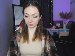 Kamila117 nude and sexy before cam for live chat