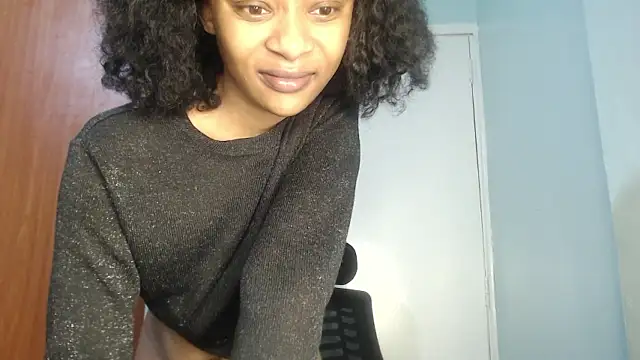 kylie_Kat_ nude stripping on cam for live sex video chat